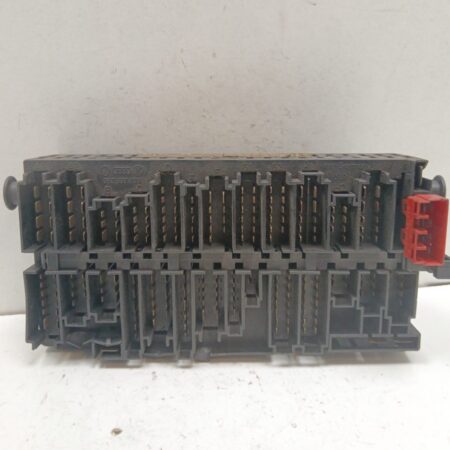 Caja Reles / Fusibles Volkswagen Polo (9N1) 2001-2005 Conceptline 1.9L 47kW 357337039