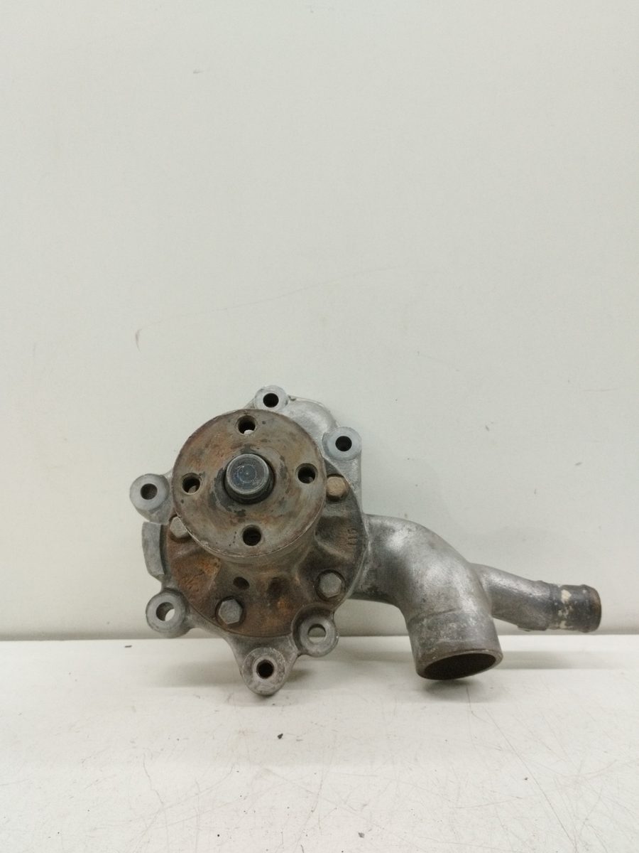 Carcasa de la Bomba Agua Mercedes-Benz Clase E (W114/W115)