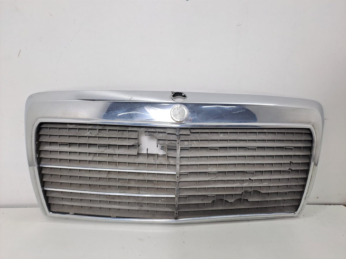 Careta Mercedes-Benz Clase E (W124) 1984-1997
