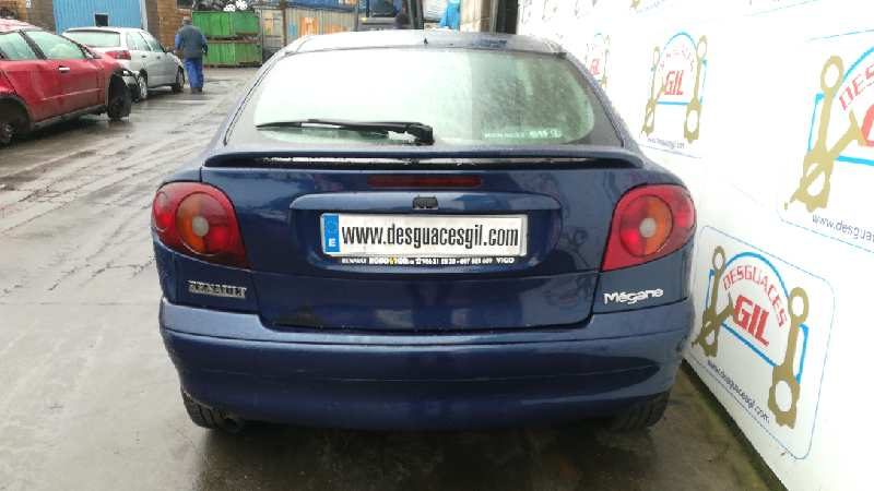 Renault Megane I Coupe Fase 2 (DA..) del que se desmontó esta pieza