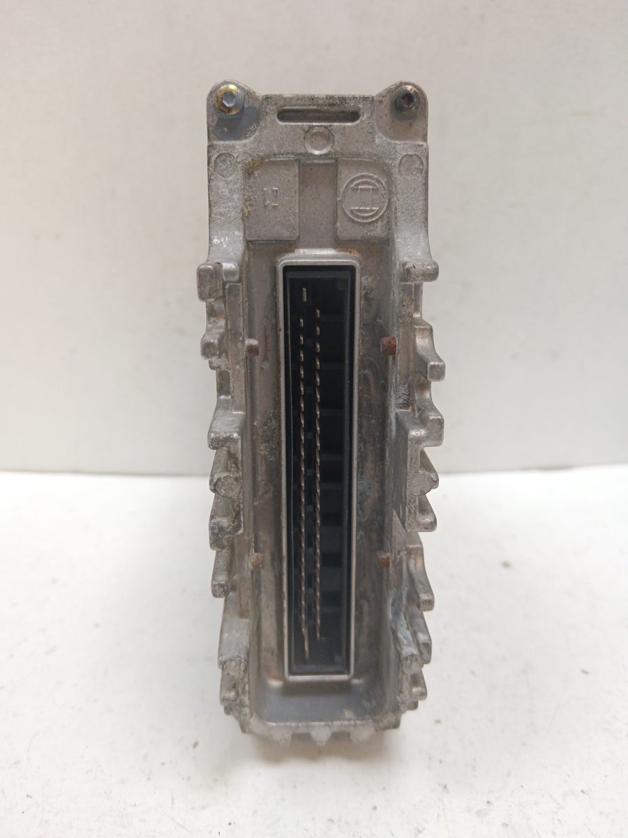 Centralita Motor Uce Volkswagen Golf III (1H1) 1991-1998