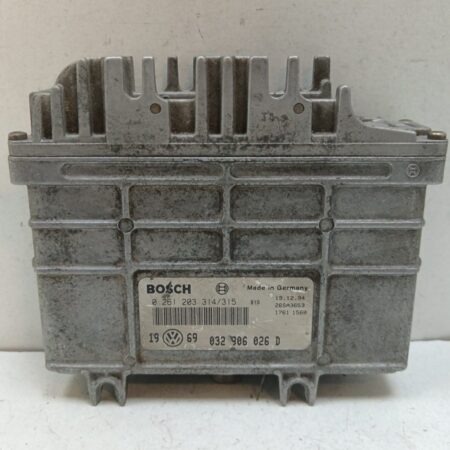 Centralita Motor Uce Volkswagen Vento (1H2) 1991-1999 CL 1.6L 55kW 032906026D