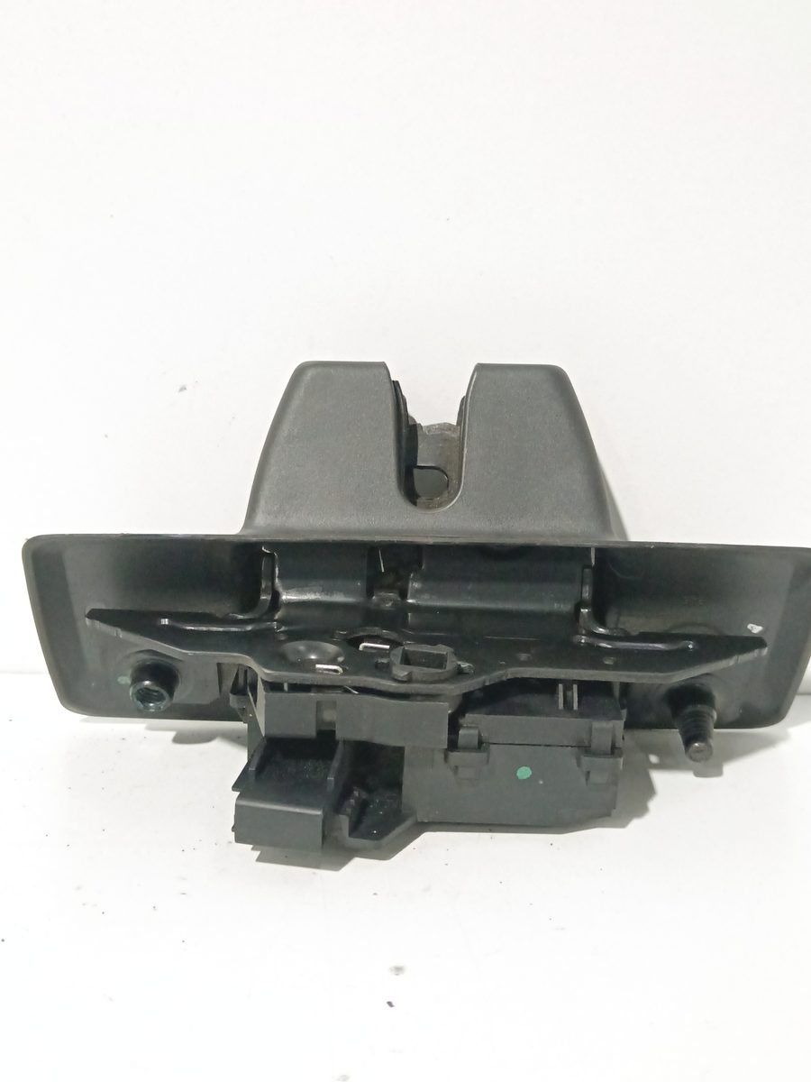 Cerradura Porton Chevrolet Sonic Hatchback 2011-2016