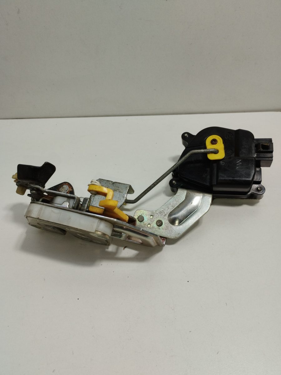 Cerradura Puerta Delantera Derecha Chevrolet Spark 2005-2011 S