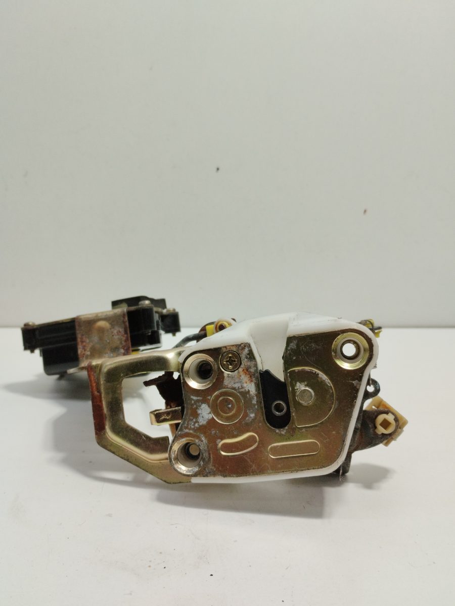 Cerradura Puerta Delantera Derecha Chevrolet Spark 2005-2011 S