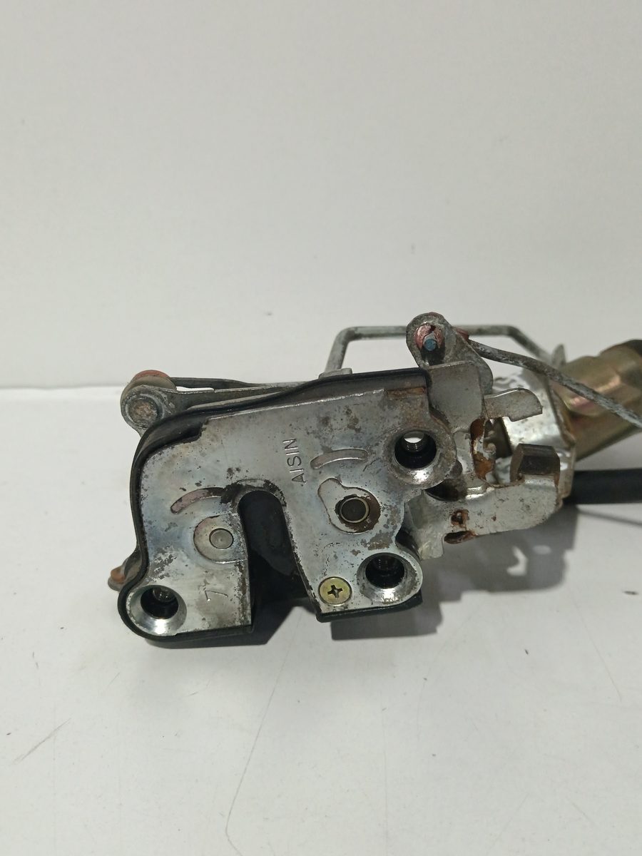 Cerradura Puerta Delantera Derecha Toyota Corolla 1986-1990
