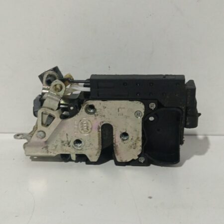 Cerradura Puerta Delantera Izquierda Chevrolet Aveo 2006-2012 LT A081876