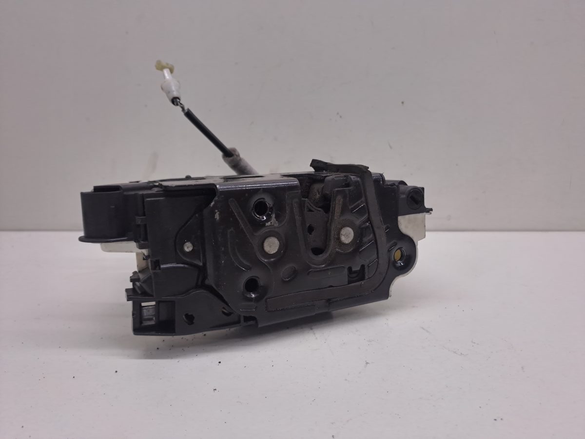 Cerradura Puerta Delantera Izquierda Volkswagen Up! (122) 2016-2018 * 16F1S1837016B