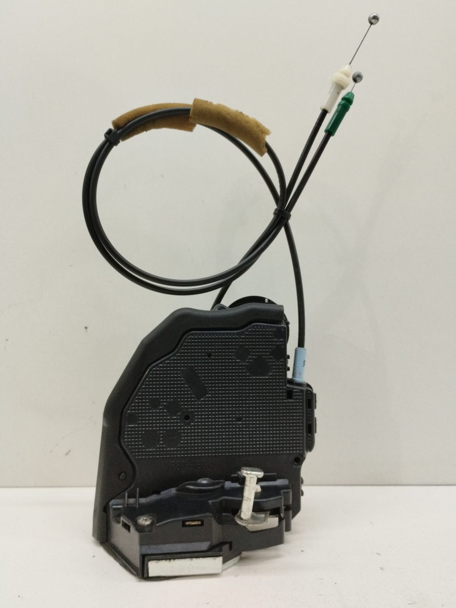Cerradura Puerta Trasera Derecha Toyota Corolla (E15) 2006-2011 Luna A046693