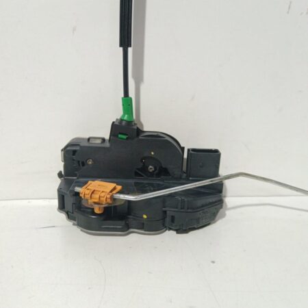 Cerradura Puerta Trasera Izquierda Chevrolet Sonic Berlina Hatchback 2011-2016 LTZ