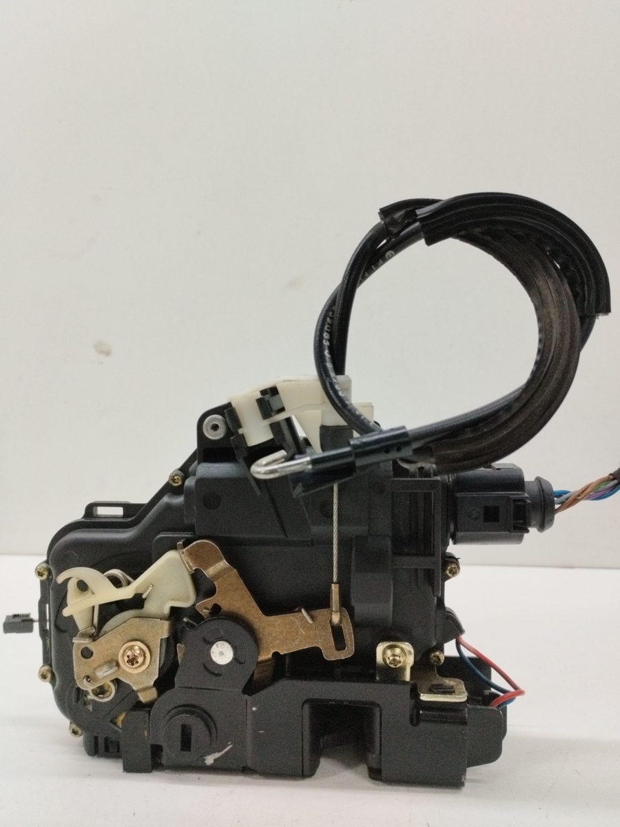 Cerradura Puerta Trasera Izquierda Volkswagen Bora (1J2) 1998-2005