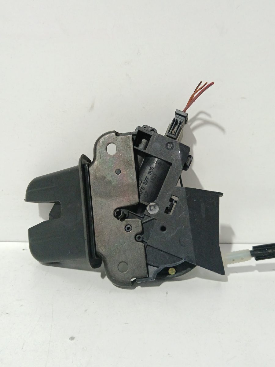 Cerradura Tapa de Baúl Volkswagen Jetta (1K2) 2005-2010