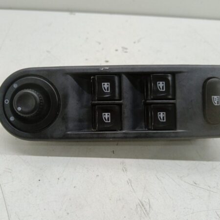 Comando Alza Cristal Renault Captur 2013-Actualidad Adventure 1.5L 66kW