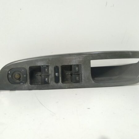 Comando Alza Cristal Volkswagen Jetta (1K2) 2005-2010 Advance 1.9L 77kW