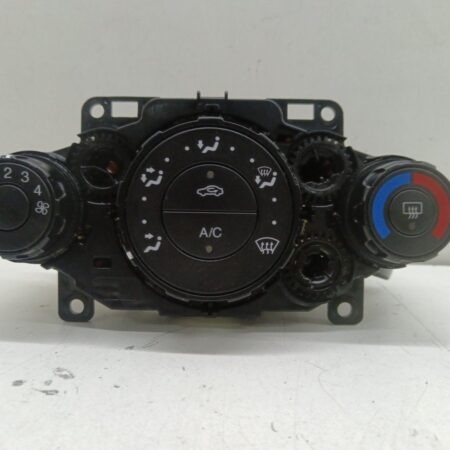 Comandos De Calefacción Ford Fiesta (CB1) 2008-2013 Ambiente 1.25L 44kW 8A6119980AE