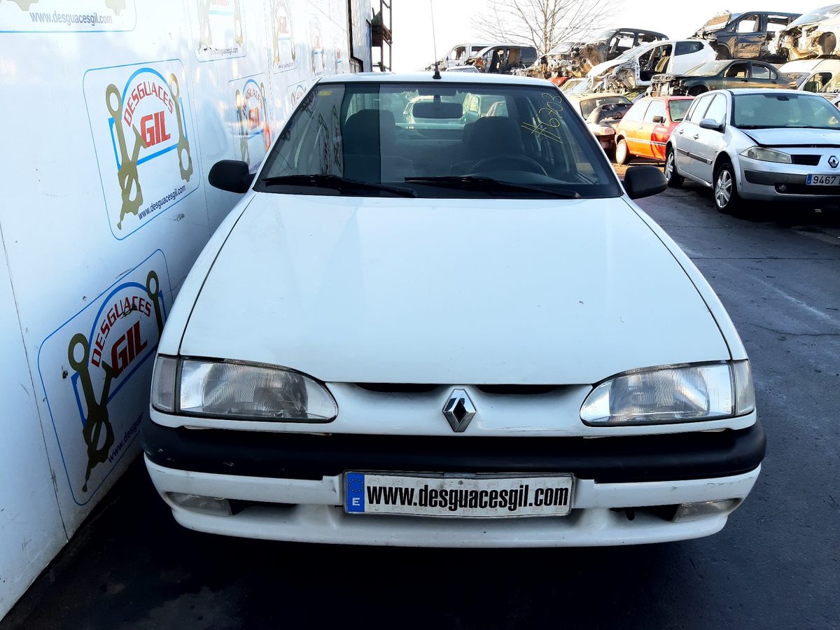 Renault 19 (B/C/L53) del que se desmontó esta pieza