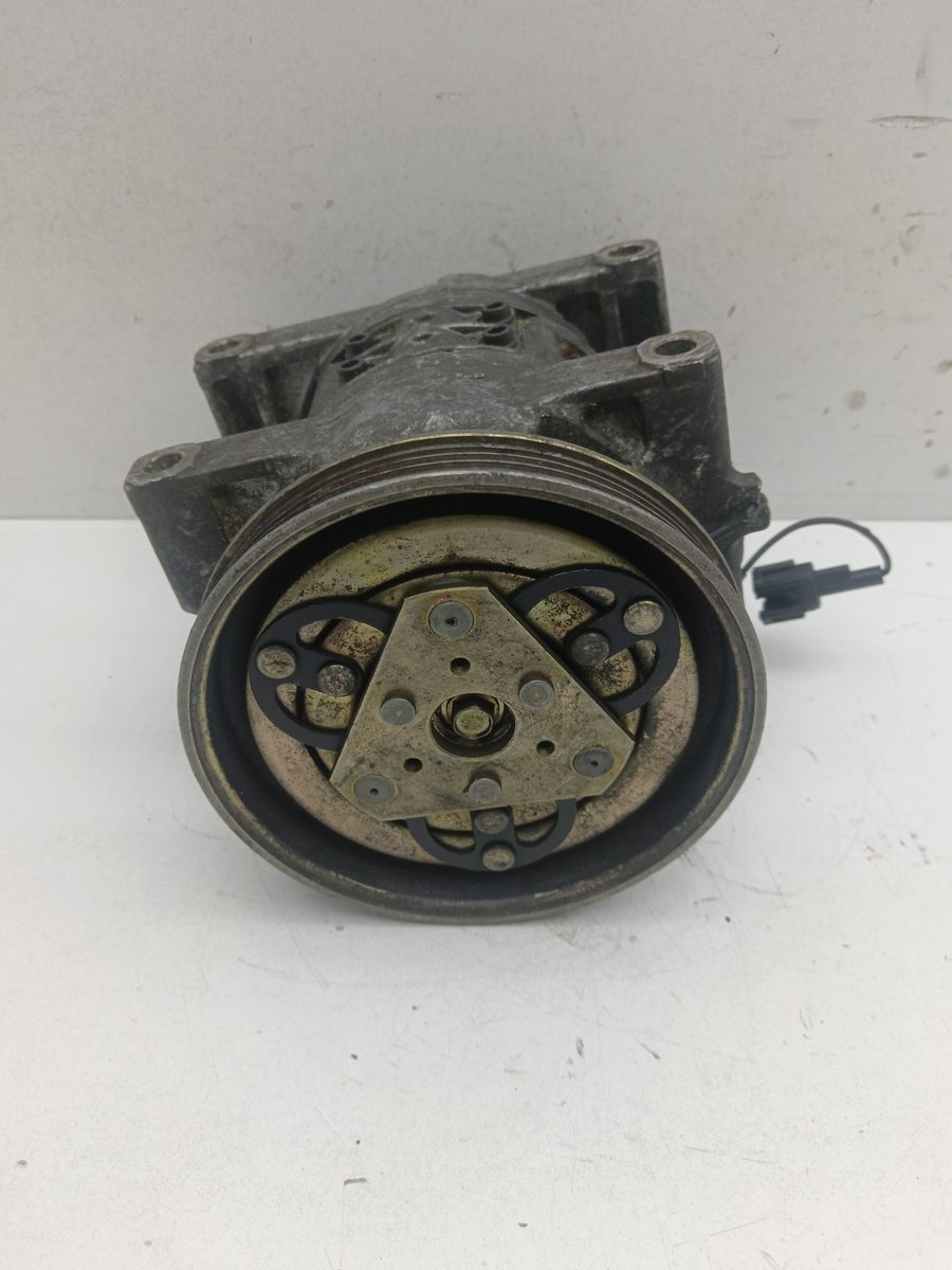 Compresor Aire Acondicionado Nissan Serena (C23M) 1992-2002