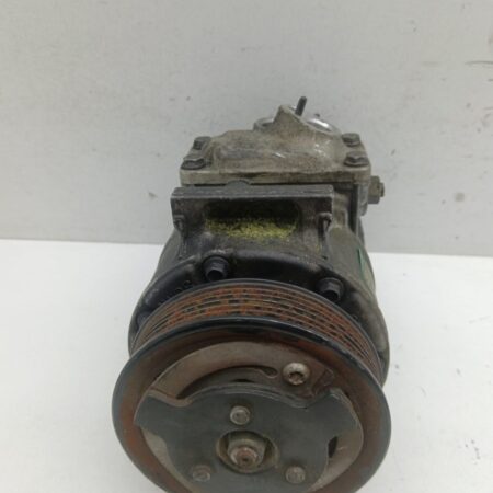 Compresor Aire Acondicionado Volkswagen Passat (321/323/331) 1977-Actualidad * 01743703663