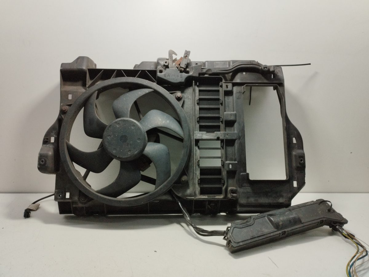 Electroventilador Peugeot 407 2004-2011 ST Confort 2.0L 100kW 9646474780