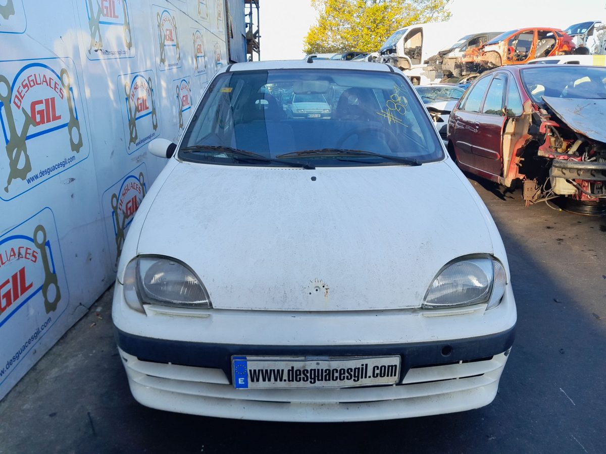 Fiat Seicento (187) del que se desmontó esta pieza