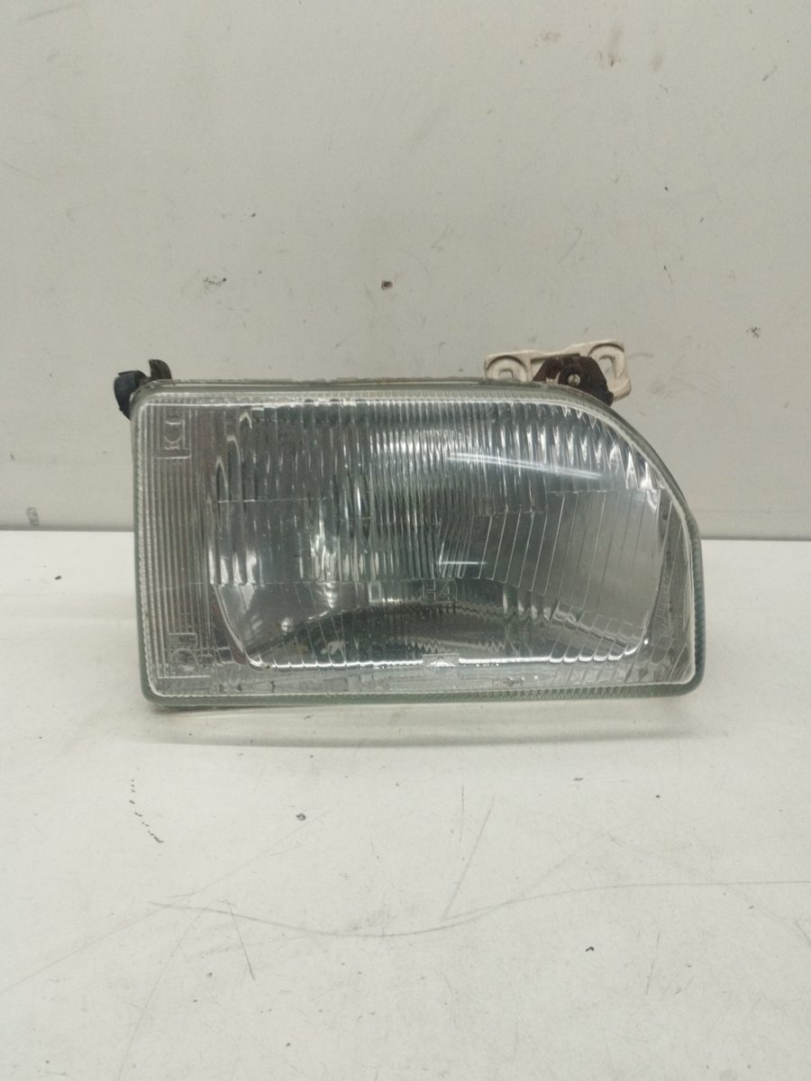Faro Delantero Derecho Ford Orion desde 1983