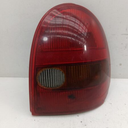 Farol Trasero Derecho Exterior Chevrolet Corsa B 1996-2000 Edition 2000