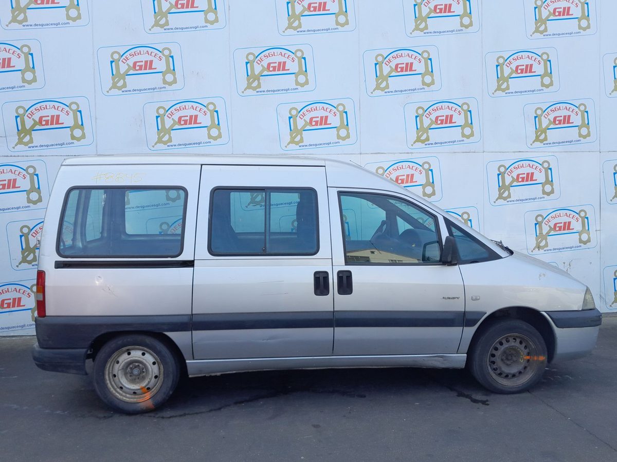 Citroën Jumpy del que se desmontó esta pieza