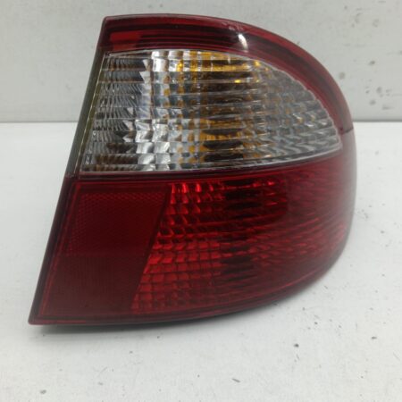 Farol Trasero Derecho Exterior Daewoo Lanos 1997-2004 034617R