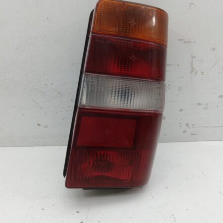 Farol Trasero Derecho Exterior Fiat Fiorino Enero (255) 1994-Actualidad Básico Furg.