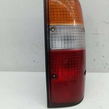 Farol Trasero Derecho Exterior Ford Ranger (ER) 1999-Actualidad Cabina doble Royal 4X4