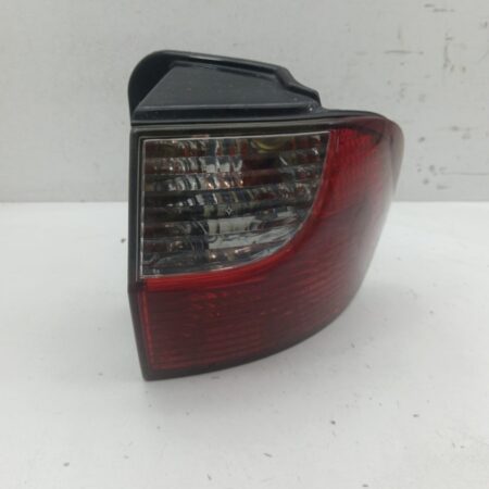 Farol Trasero Derecho Exterior Hyundai H 1 1999-2007 H 1 Combi con puerta de dos 924024A5