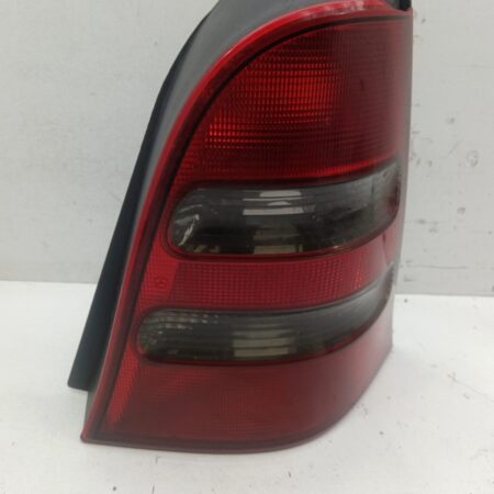 Farol Trasero Derecho Exterior Mercedes-Benz Clase A (W168) 1997-2004