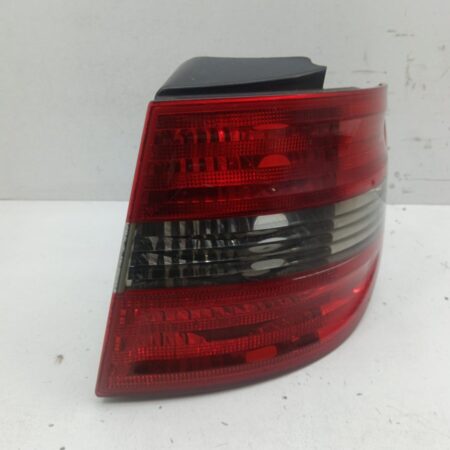 Farol Trasero Derecho Exterior Mercedes-Benz Clase B (W245) 2005-2011 CDI (245.208)