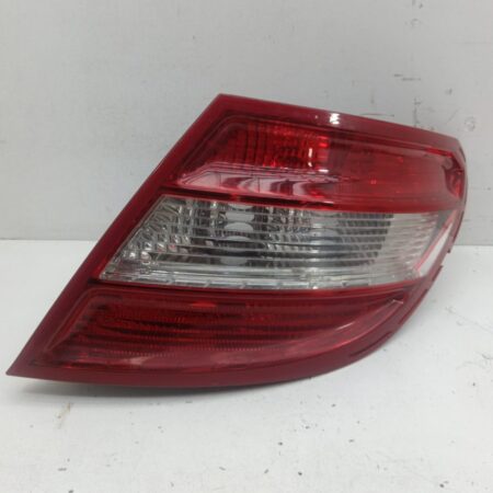 Farol Trasero Derecho Exterior Mercedes-Benz Clase C (W204) Berlina 2007-2011 CDI CAT