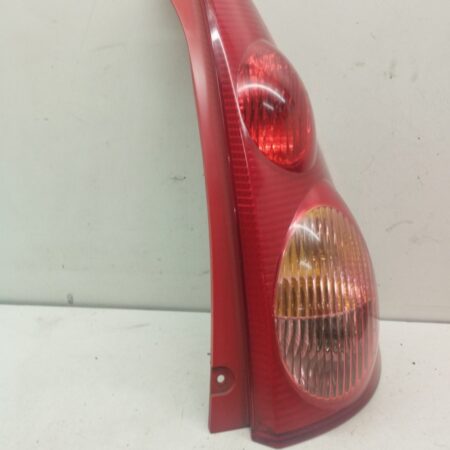 Farol Trasero Derecho Exterior Peugeot 107 2005-2014 Básico