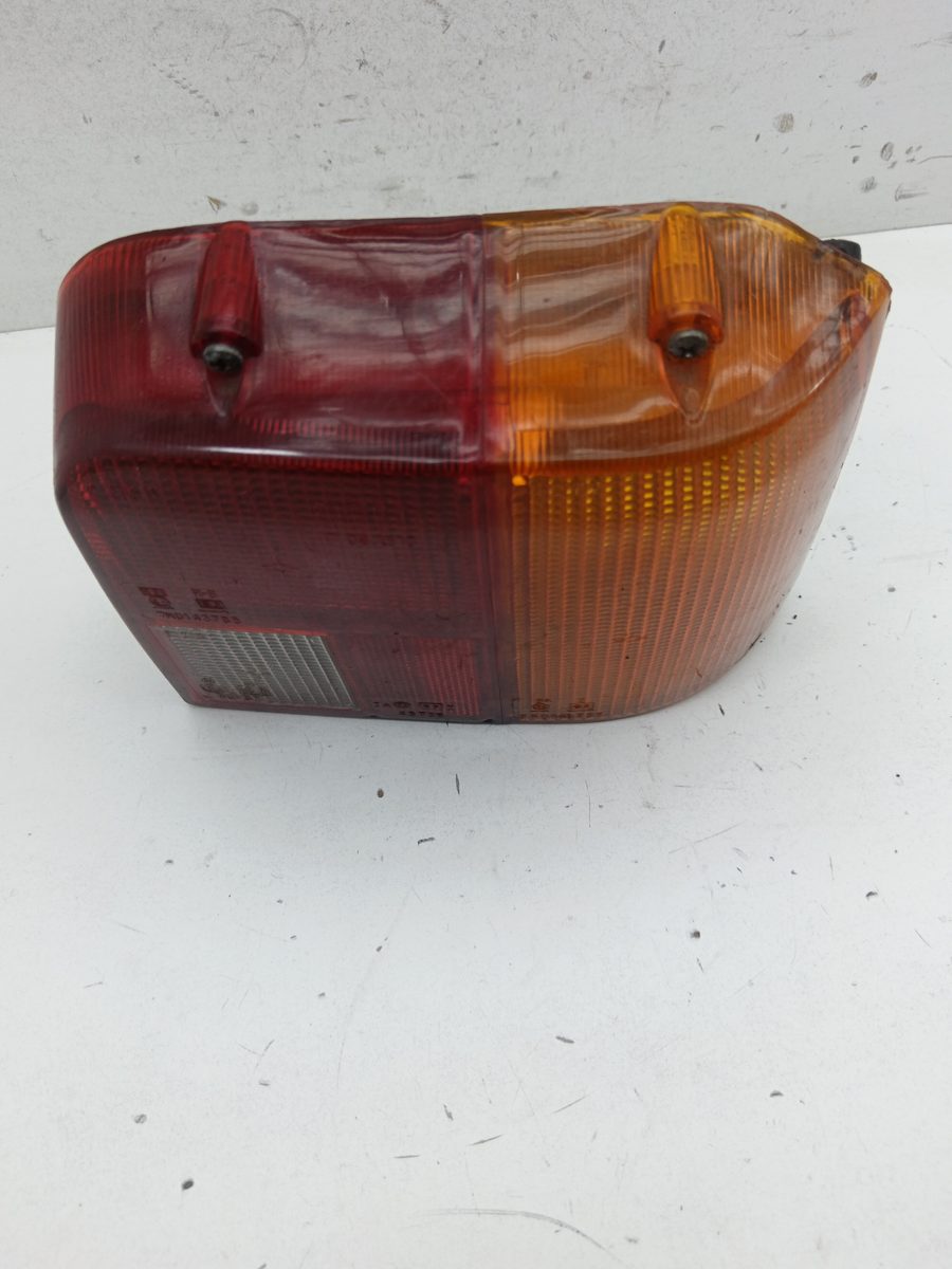 Farol Trasero Derecho Exterior Peugeot 205 1983-1998