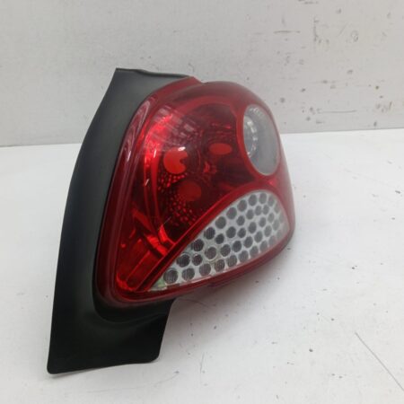 Farol Trasero Derecho Exterior Peugeot 206 Berlina 1998-2010 XR 118057