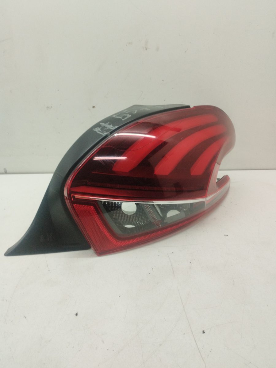 Farol Trasero Derecho Exterior Peugeot 208 2012-2019