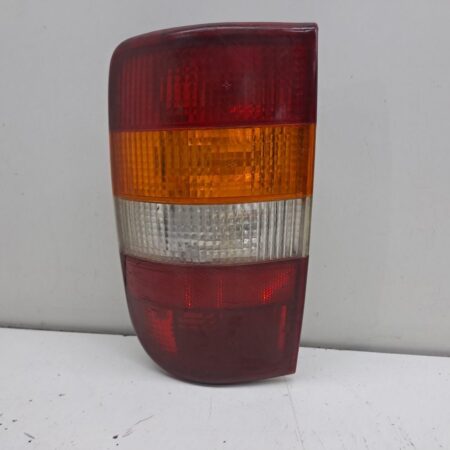 Farol Trasero Izquierdo Exterior Chevrolet Blazer (NEU) 1994-2001 Lux Automático