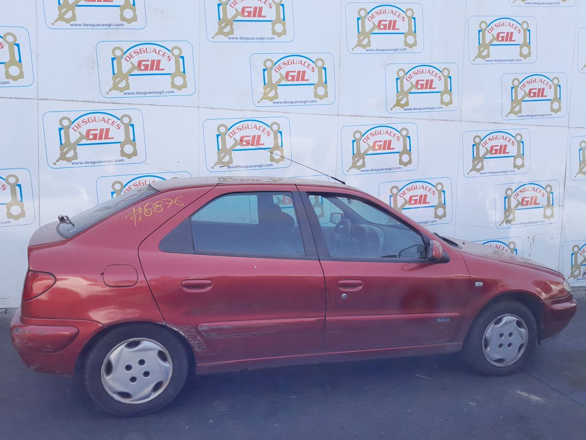 Citroën Xsara del que se desmontó esta pieza