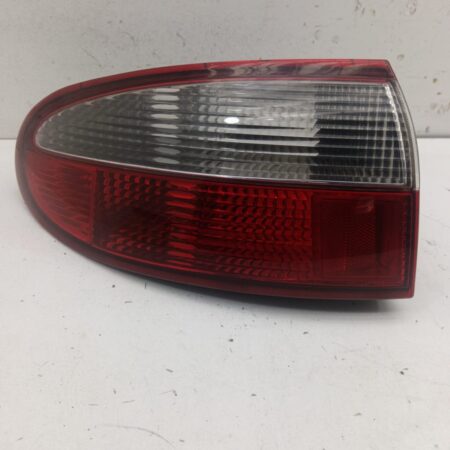 Farol Trasero Izquierdo Exterior Daewoo Lanos 1997-2004 033268L