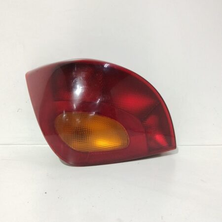 Farol Trasero Izquierdo Exterior Ford Fiesta Berlina (DX) 1999-2002 Ambiente 96FG13N004BA