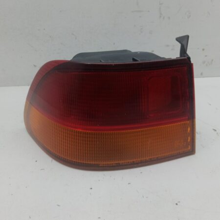 Farol Trasero Izquierdo Exterior Honda Civic Berlina .5 (MA/MB) 1995-2001 0431277