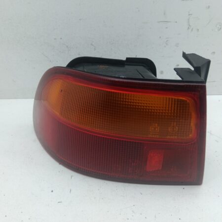 Farol Trasero Izquierdo Exterior Honda Civic Berlina (EG/EH) 1991-1996 0431120L