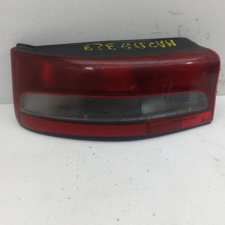 Farol Trasero Izquierdo Exterior Mazda 323 Berlina C/f/p/s (BA) 1995-1998 P GLX 0431386