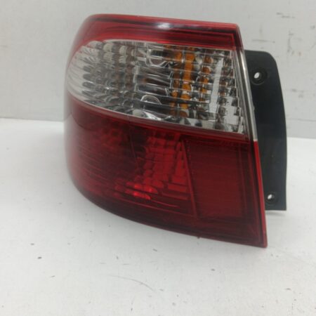 Farol Trasero Izquierdo Exterior Mazda 626 Berlina (GF) 1997-2003 Turbodiesel 22061919