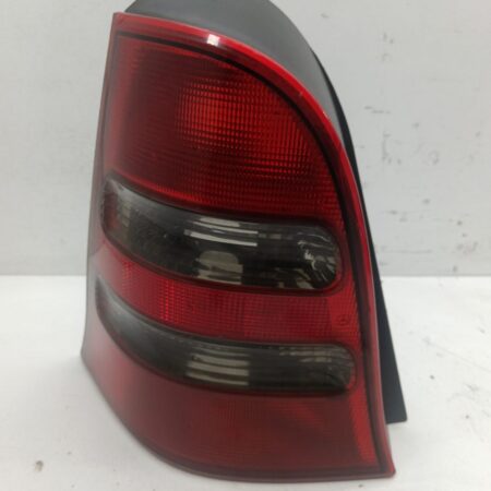 Farol Trasero Izquierdo Exterior Mercedes-Benz Clase A (W168) 1997-2004