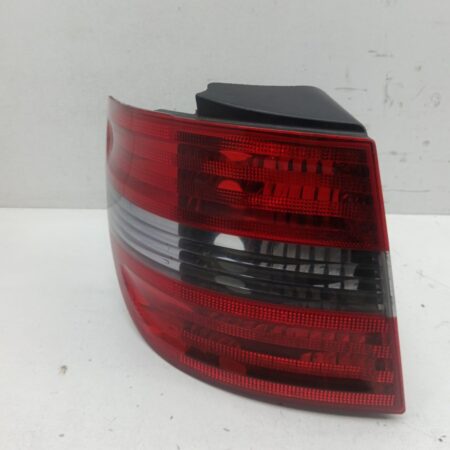 Farol Trasero Izquierdo Exterior Mercedes-Benz Clase B (W245) 2005-2011 CDI (245.207)