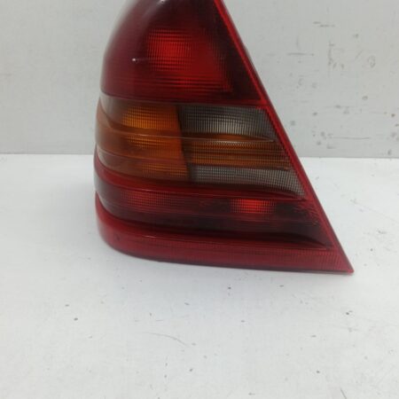 Farol Trasero Izquierdo Exterior Mercedes-Benz Clase C (W202) Berlina 1993-2000