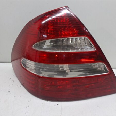 Farol Trasero Izquierdo Exterior Mercedes-Benz Clase E (W211) Berlina A2118200364